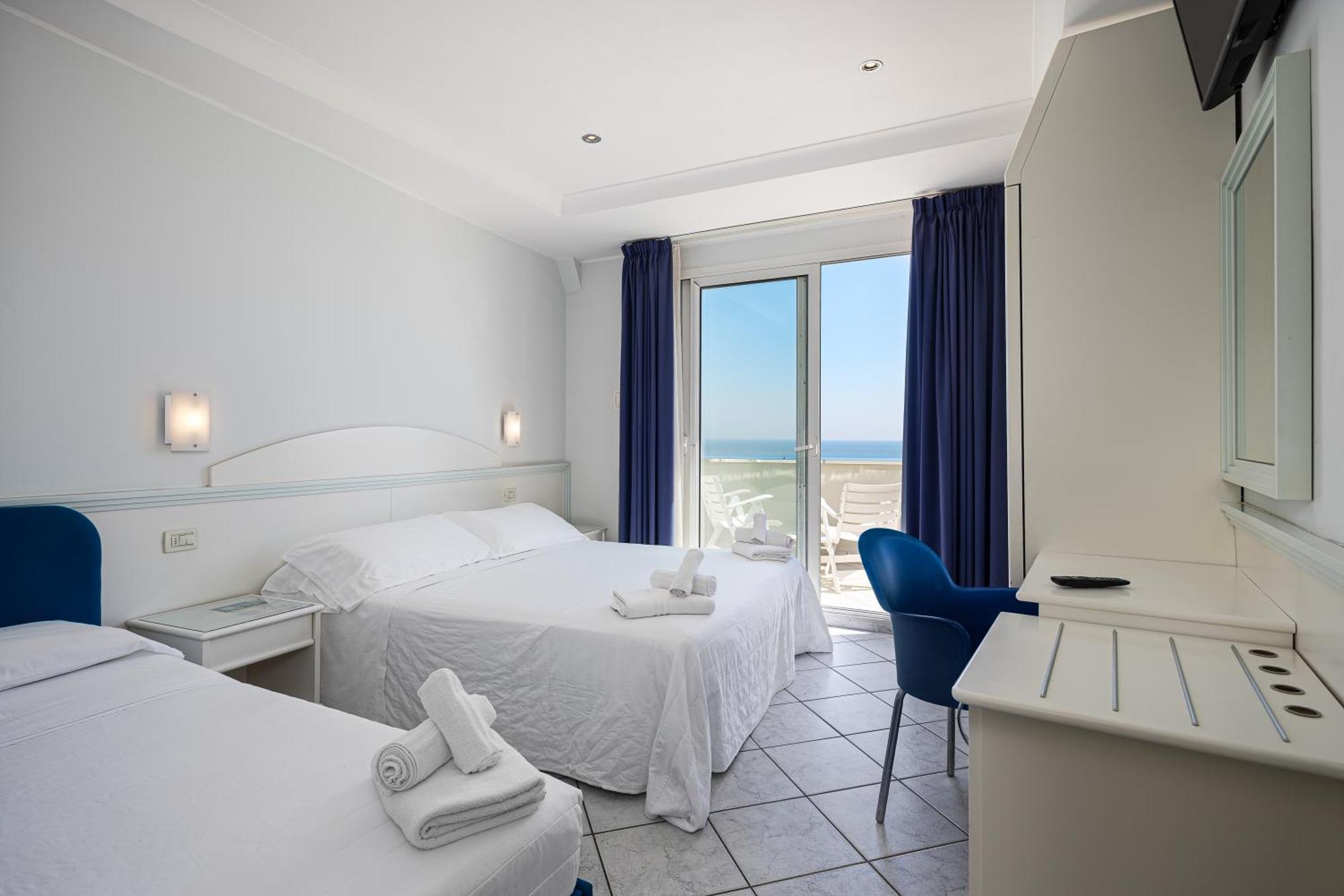 Hotel Oriente Milano Marittima Ngoại thất bức ảnh