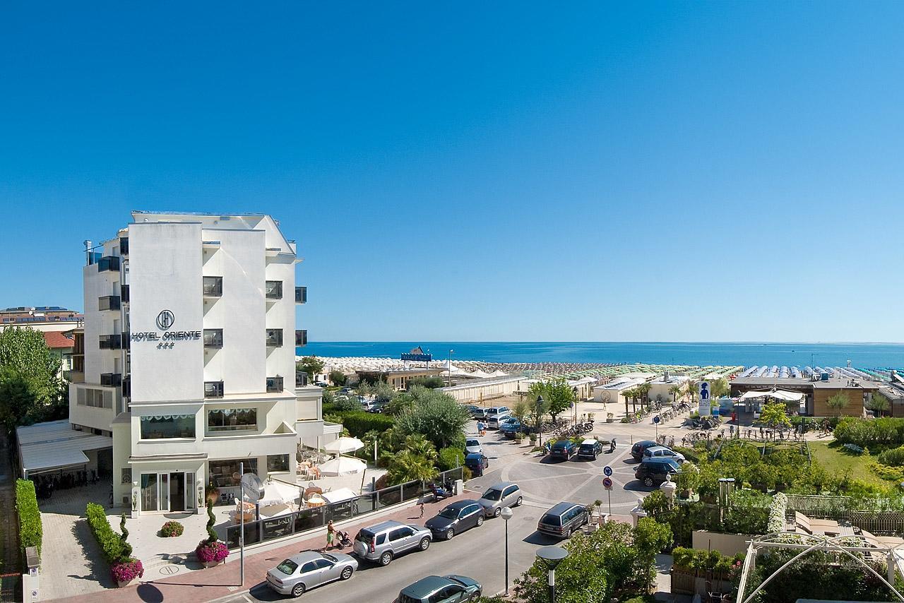 Hotel Oriente Milano Marittima Ngoại thất bức ảnh