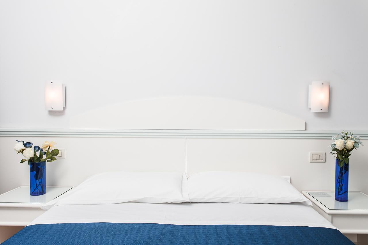 Hotel Oriente Milano Marittima Ngoại thất bức ảnh